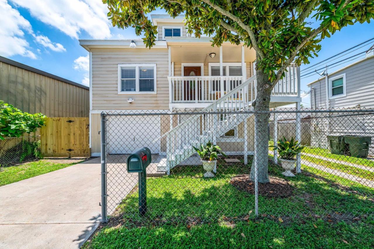 Galveston Home About 1 Mi To Pier, Fishing, And Beaches Esterno foto